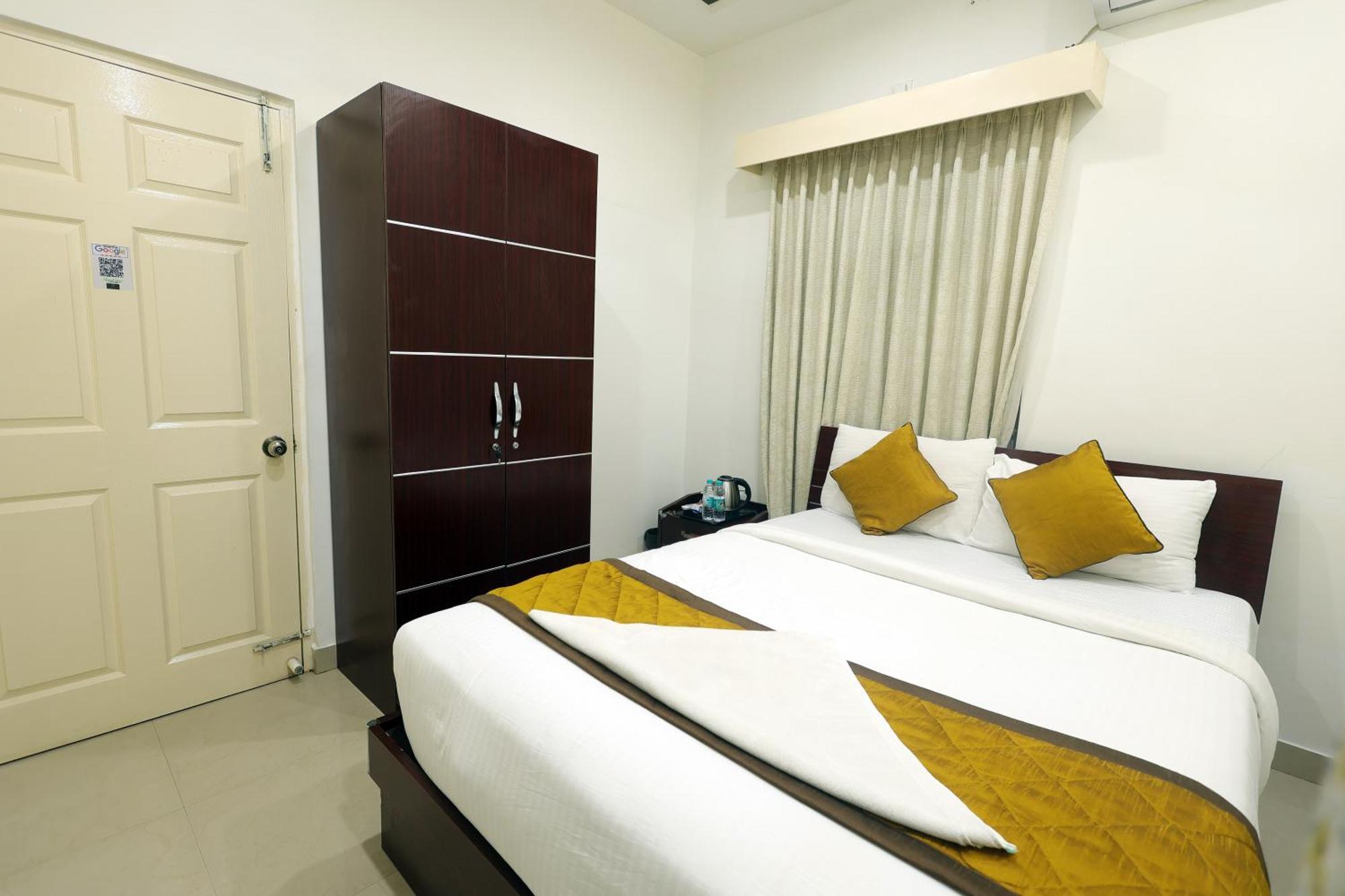 Arcade Inn Suites Bangalore Extérieur photo