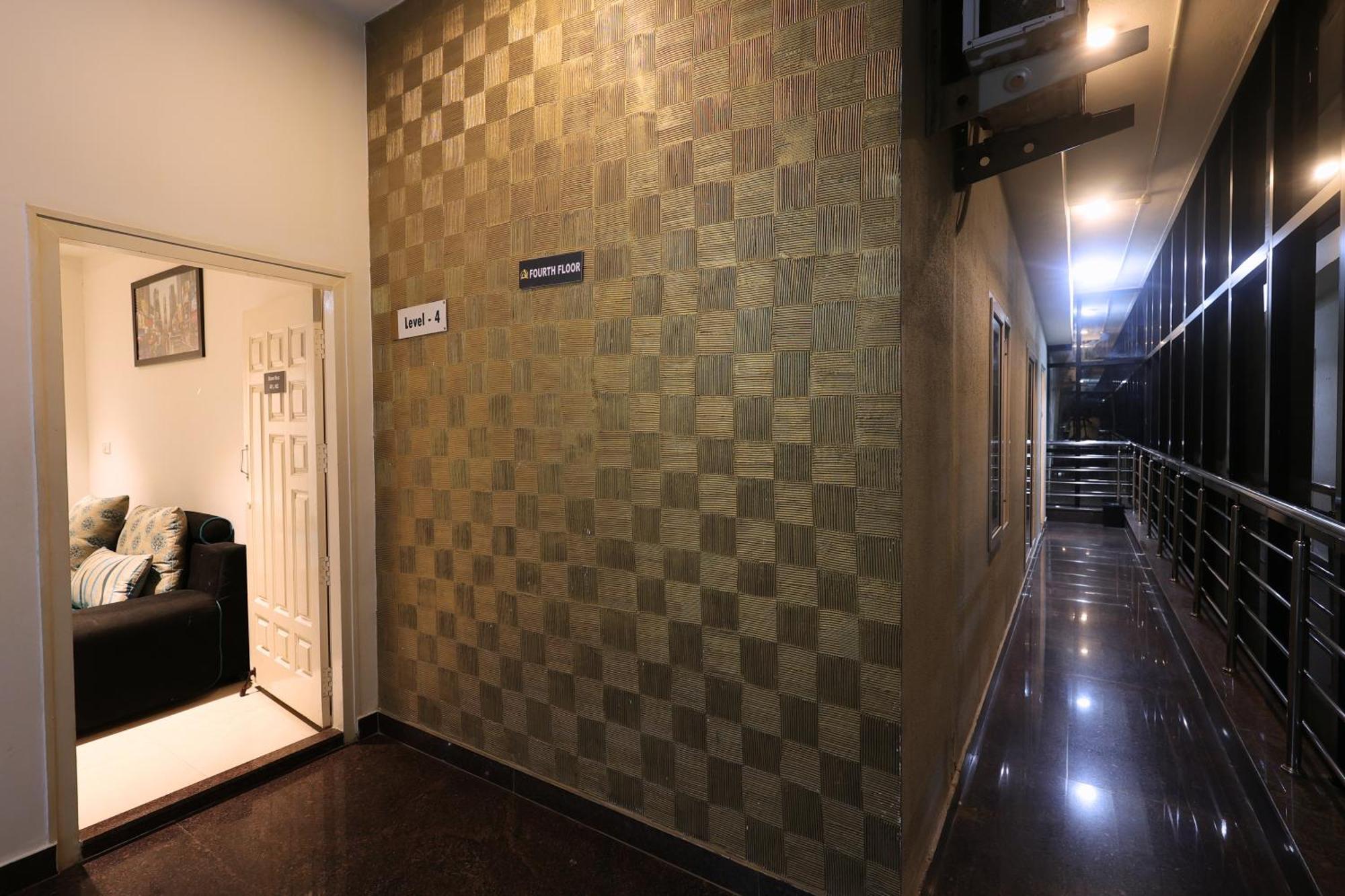 Arcade Inn Suites Bangalore Extérieur photo