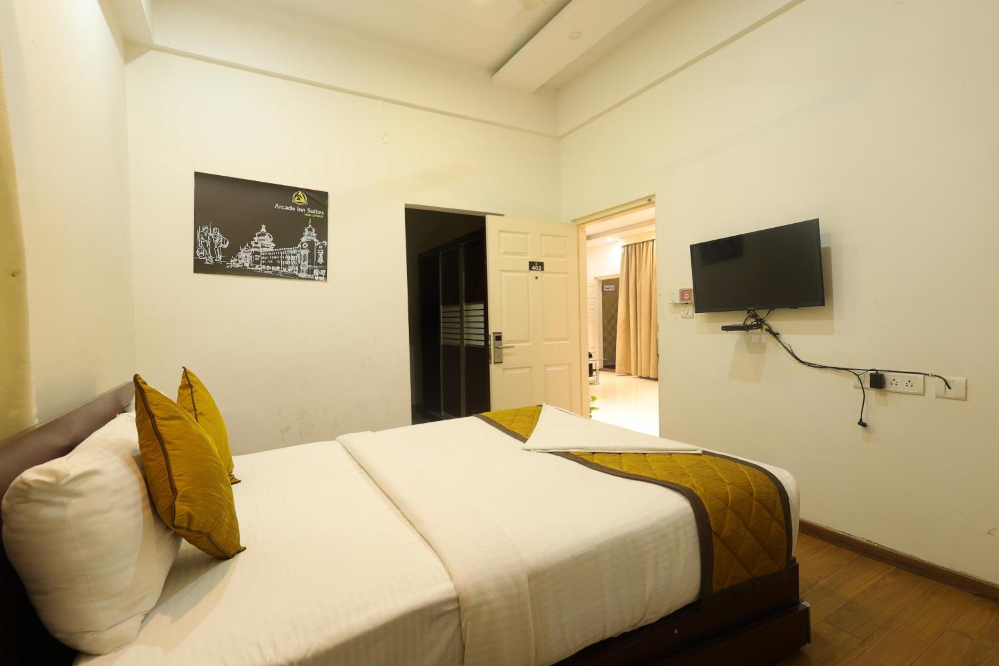 Arcade Inn Suites Bangalore Extérieur photo