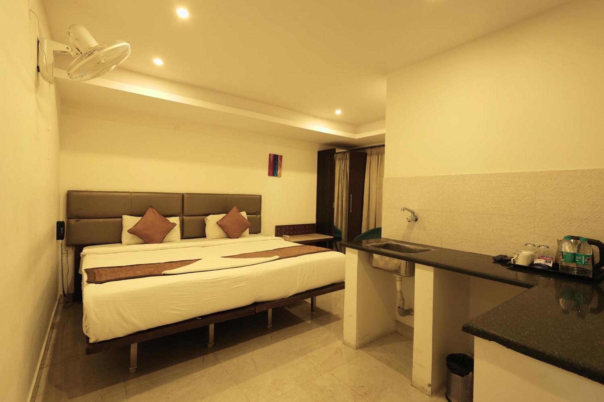 Arcade Inn Suites Bangalore Extérieur photo